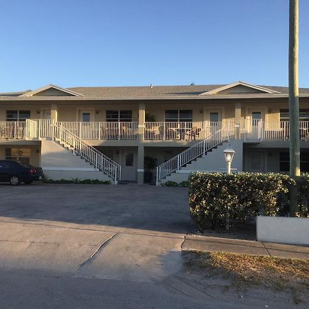 Hollywood By The Sea Hotel Exterior photo